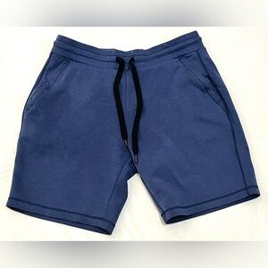 32 Degrees Cool Men’s Cotton Polyester Blend Blue Drawstring Shorts with Pockets
